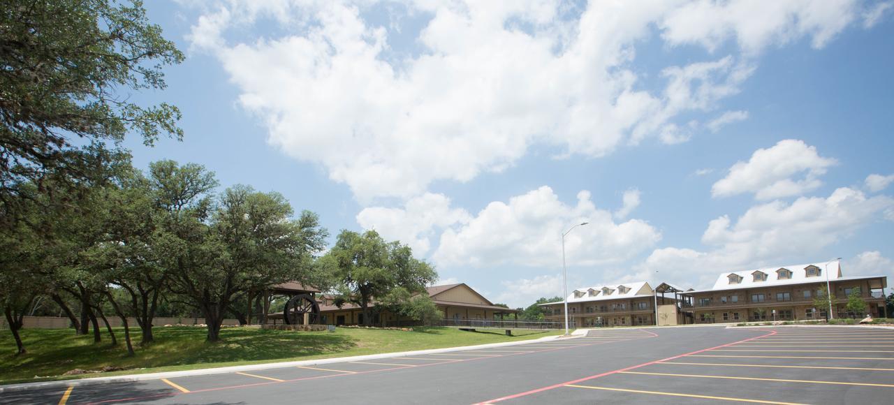 Old Mill Resort 新布朗费尔斯 外观 照片