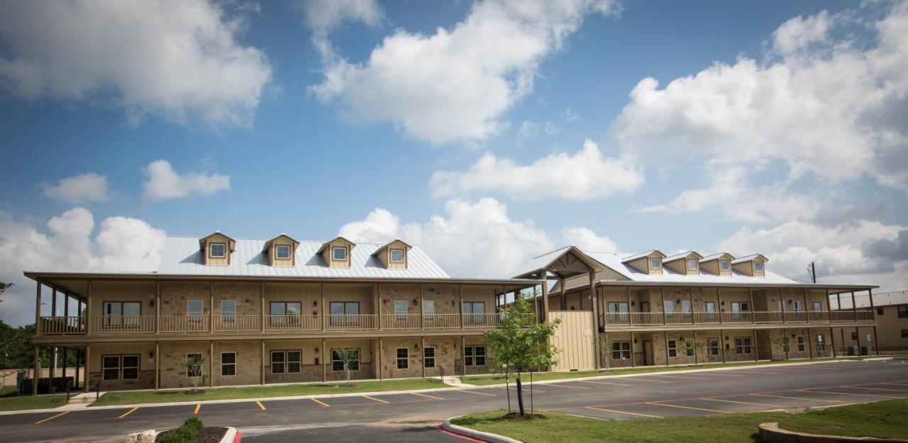 Old Mill Resort 新布朗费尔斯 外观 照片
