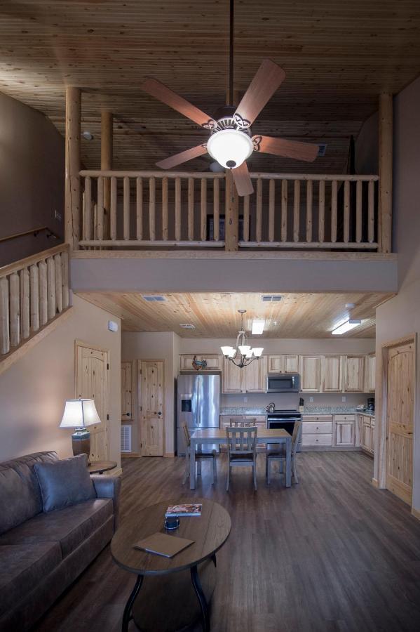 Old Mill Resort 新布朗费尔斯 外观 照片